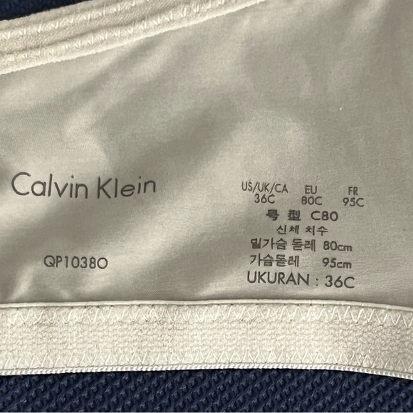 CALVIN Klein Essence Push-up bra padded QP1038O Size 36 C - Picture 5 of 8